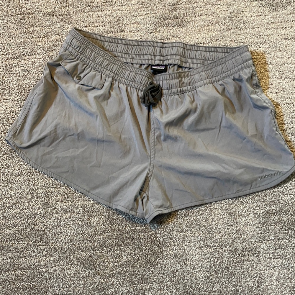 Women’s board shorts